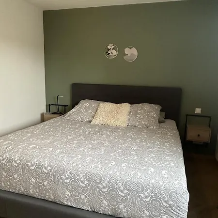 Exclusive Design In Obernburg Apartment